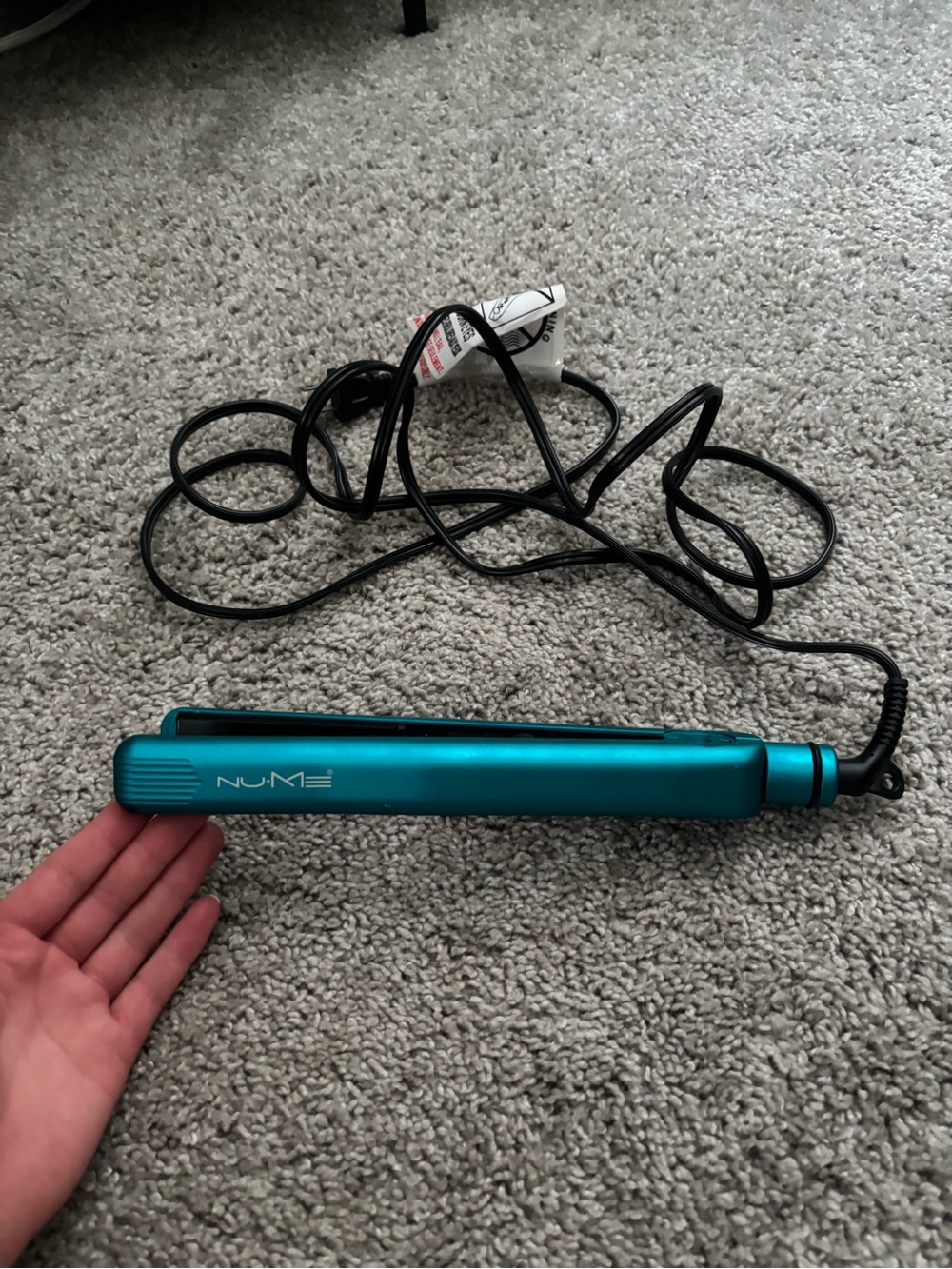 NuMe Teal Ceramic Hair Straightener - Sleek Styling Iron